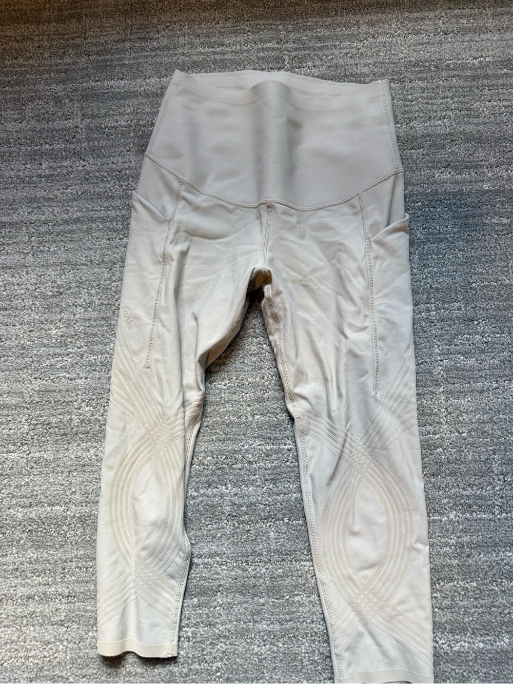 Seamless High-Waist Workout Leggings — Light Beige